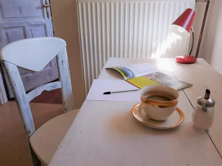 Dom Sztuk - House Of Arts Apartment Miedzyrzecz ภายนอก รูปภาพ