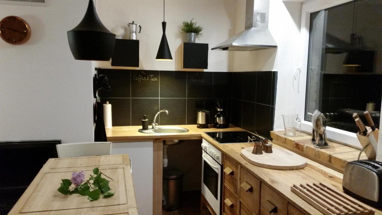 Dom Sztuk - House Of Arts Apartment Miedzyrzecz ภายนอก รูปภาพ