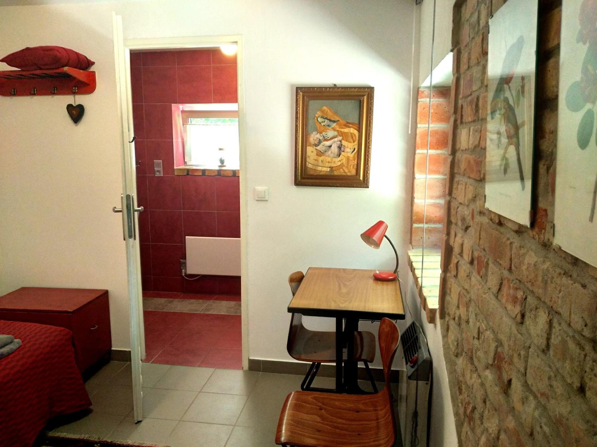 Dom Sztuk - House Of Arts Apartment Miedzyrzecz ภายนอก รูปภาพ