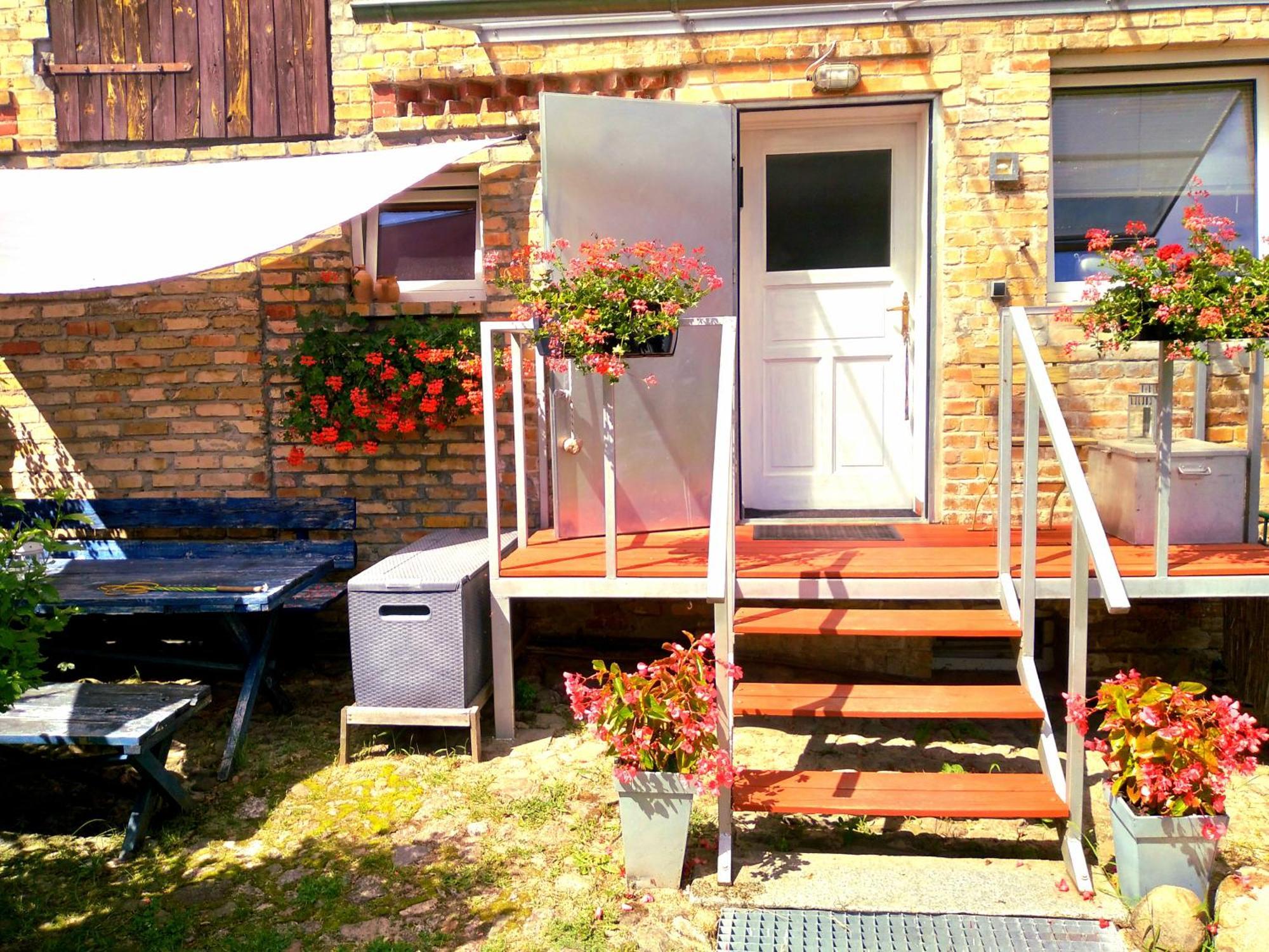 Dom Sztuk - House Of Arts Apartment Miedzyrzecz ภายนอก รูปภาพ
