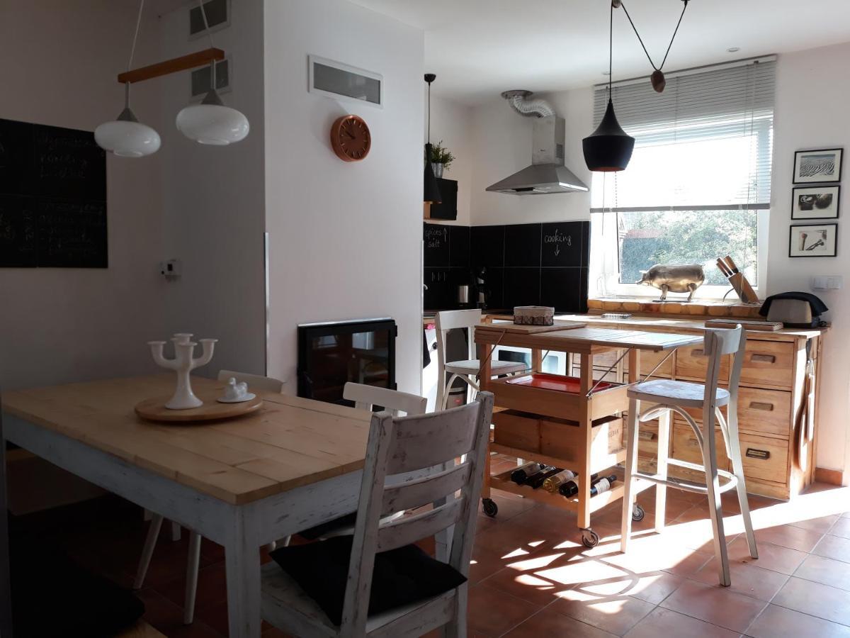 Dom Sztuk - House Of Arts Apartment Miedzyrzecz ภายนอก รูปภาพ